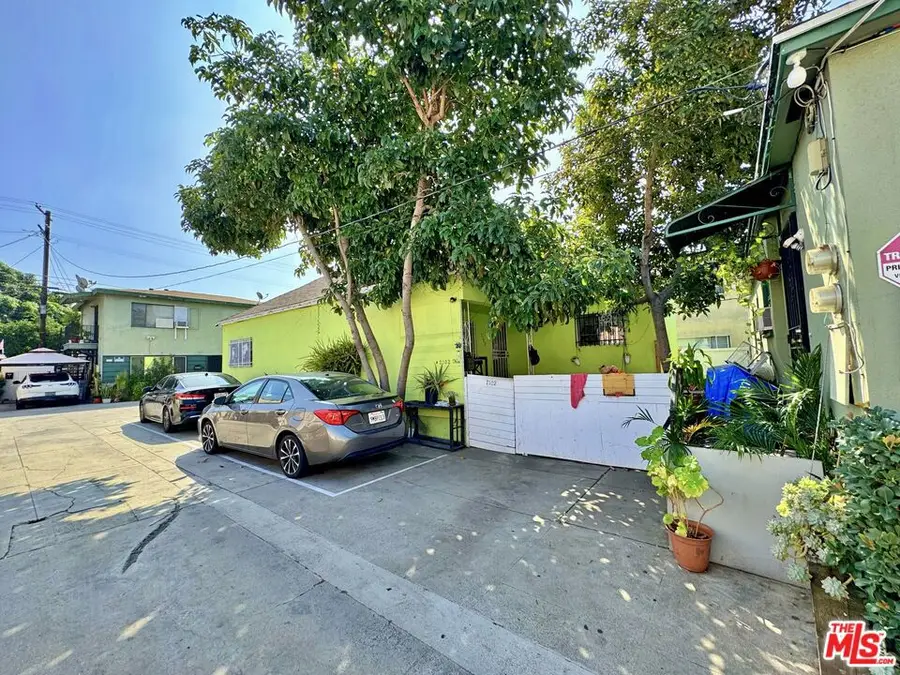 7102 Hood Avenue, Huntington Park, CA 90255 - #3