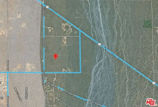 0 Vic Ave X12 235 Ste, Llano, CA 93544