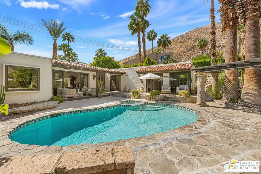 370 W Crestview Drive, Palm Springs, CA 92264 - #2