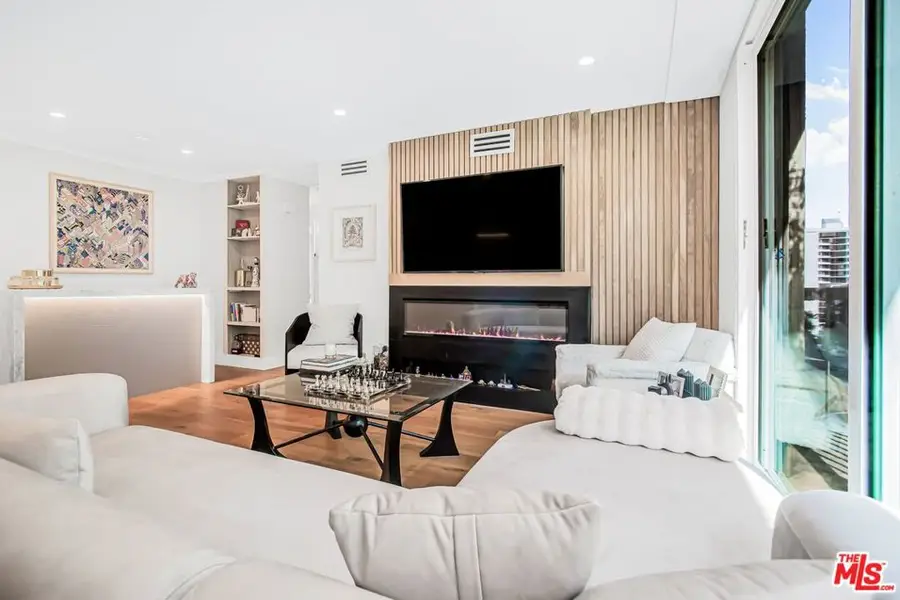 10751 Wilshire Boulevard #801, Los Angeles, CA 90024 - #3