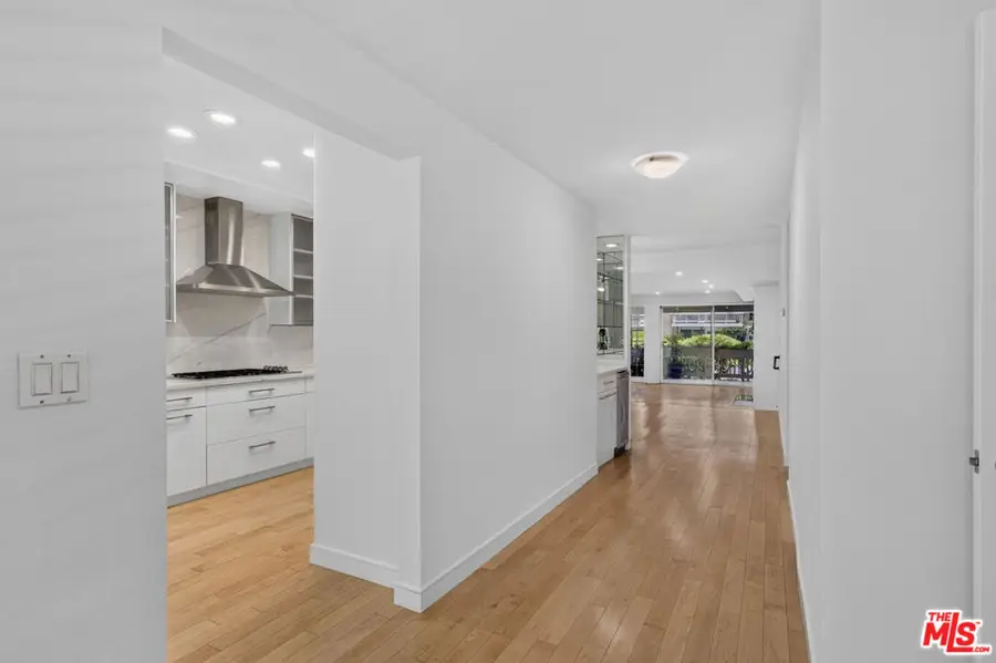 4338 Redwood Avenue #B114, Marina Del Rey, CA 90292 - #3