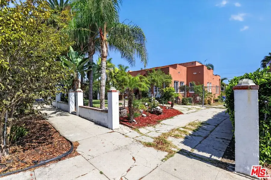 5300 Chesley Avenue, Los Angeles, CA 90043 - #3