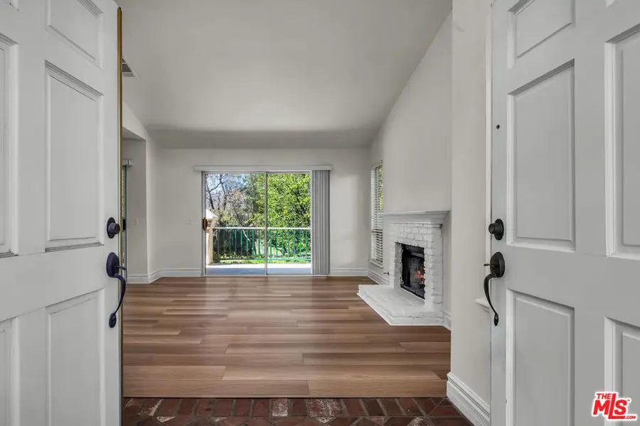 455 Kennerick Lane, Simi Valley, CA 93065 - #2