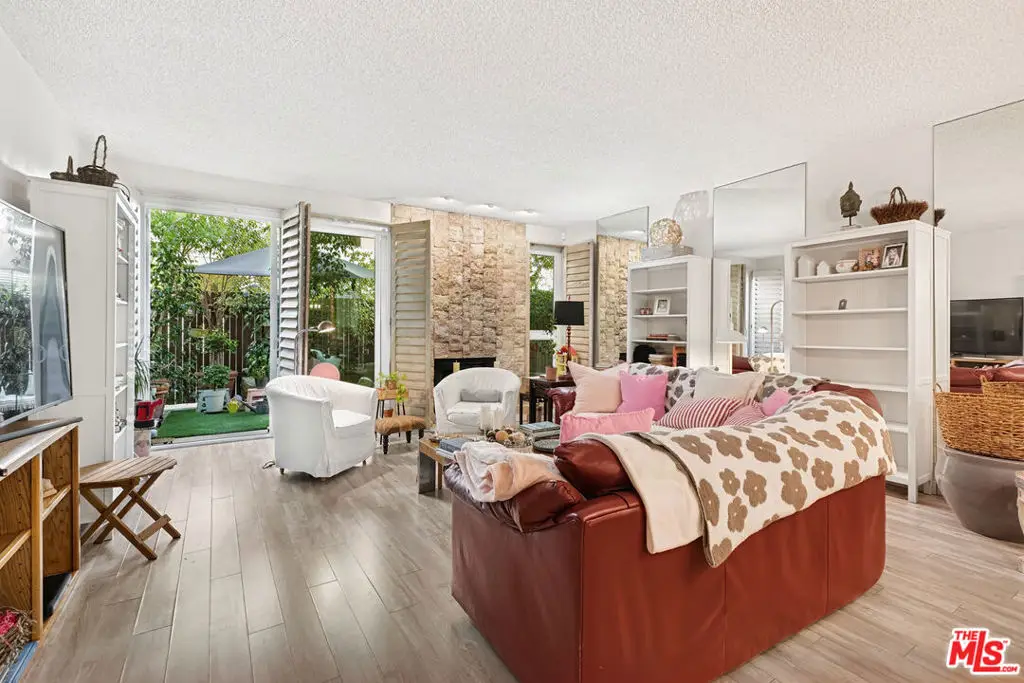 2338 S Beverly Glen Boulevard, Los Angeles, CA 90064 - #1