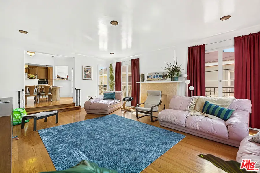 942 S Mansfield Avenue, Los Angeles, CA 90036 - #3