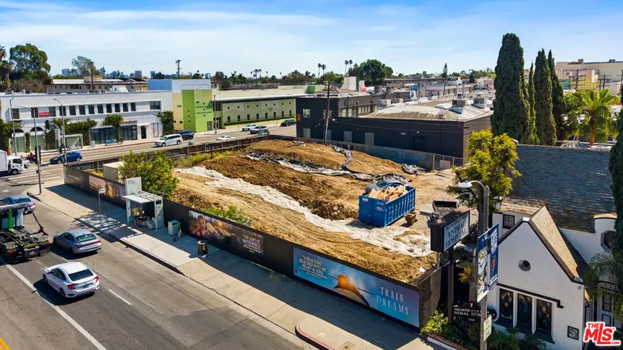 7100 - 7110 Melrose Avenue, Los Angeles, CA 90046 - #3