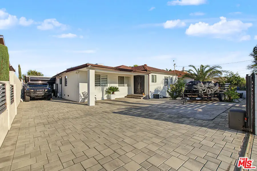 6536 Varna Avenue, Van Nuys, CA 91401 - #3