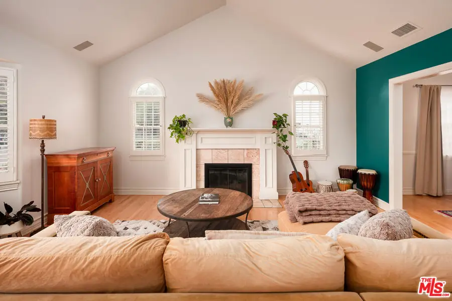 8426 Flight Avenue, Los Angeles, CA 90045 - #3