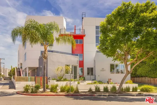 616 N Croft Avenue #2, West Hollywood, CA 90048
