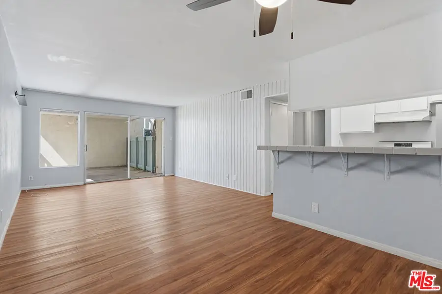 5700 Etiwanda Avenue #136, Tarzana, CA 91356 - #2