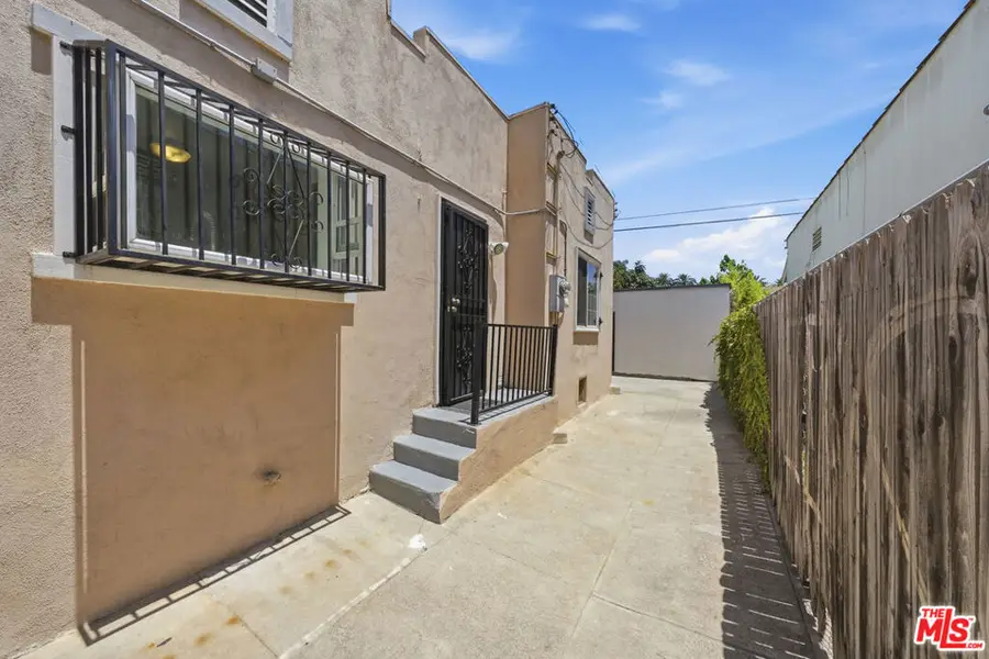 936 S Lucerne Boulevard, Los Angeles, CA 90019 - #3
