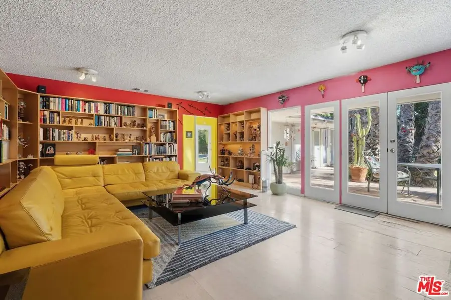 8364 Mulholland Drive, Los Angeles, CA 90046 - #3