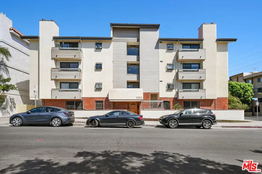 1250 Amherst Avenue #302, Los Angeles, CA 90025 - #3