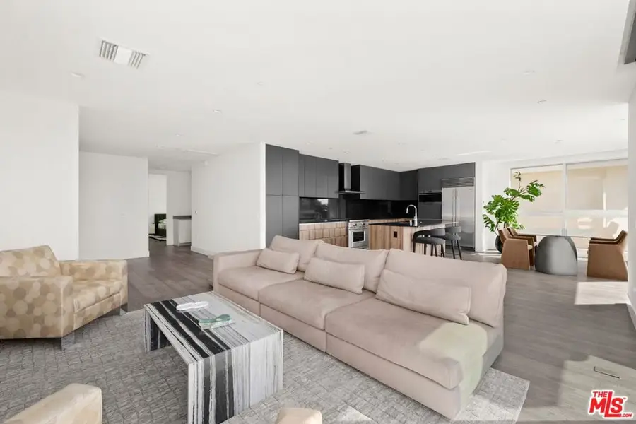 728 N Sweetzer Avenue #402, West Hollywood, CA 90069 - #2