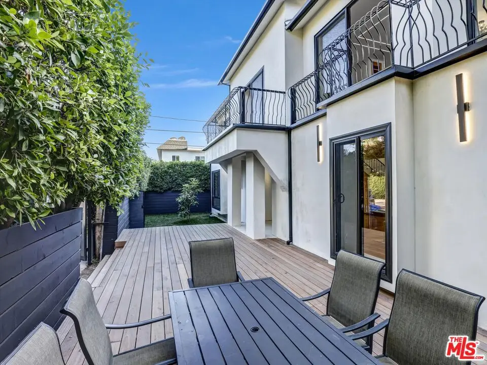 3943 Wade Street, Los Angeles, CA 90066 - #1