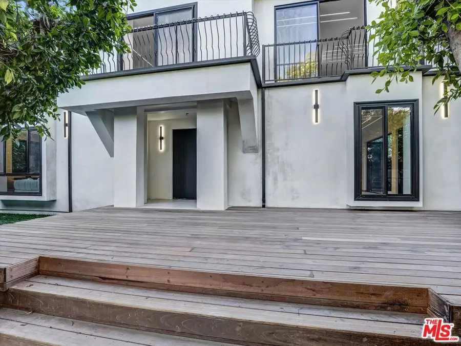 3943 Wade Street, Los Angeles, CA 90066 - #2