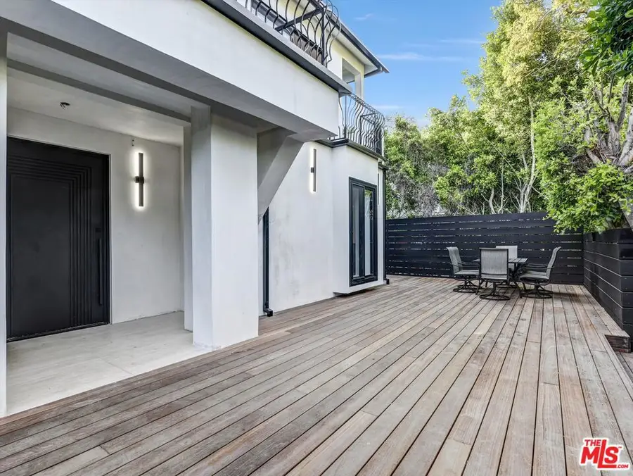 3943 Wade Street, Los Angeles, CA 90066 - #3
