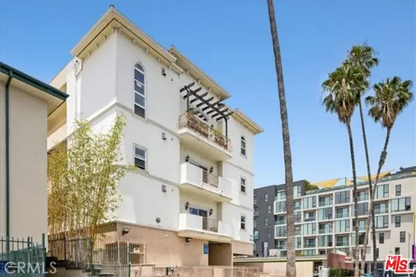 309 S Mariposa Avenue #201, Los Angeles, CA 90020