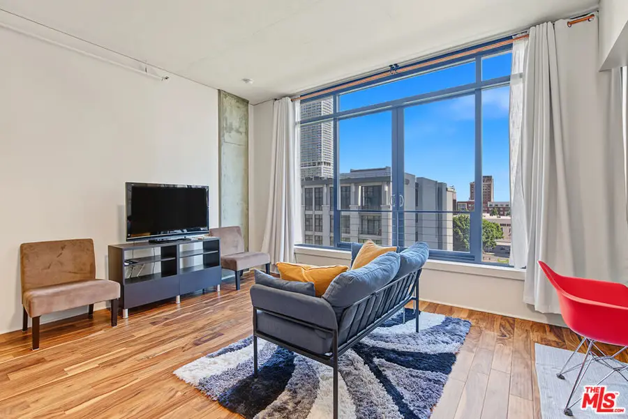 1111 S Grand Avenue #817, Los Angeles, CA 90015 - #2