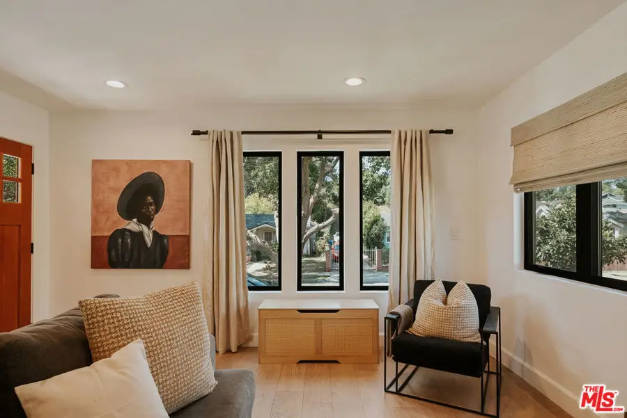 1316 N Chester Avenue, Inglewood, CA 90302 - #3