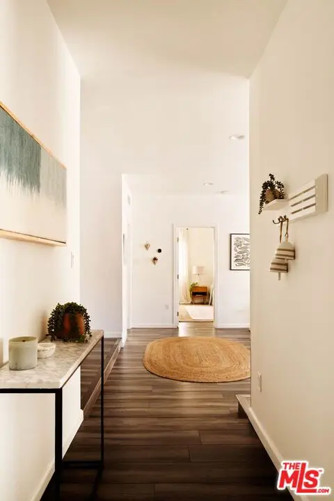 11820 Mayfield Avenue #105, Los Angeles, CA 90049 - #2