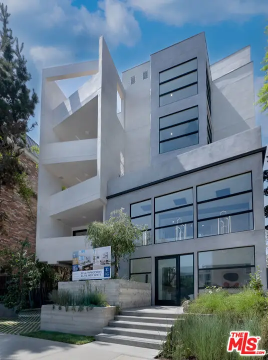 1361 Kelton Avenue #101, Los Angeles, CA 90024