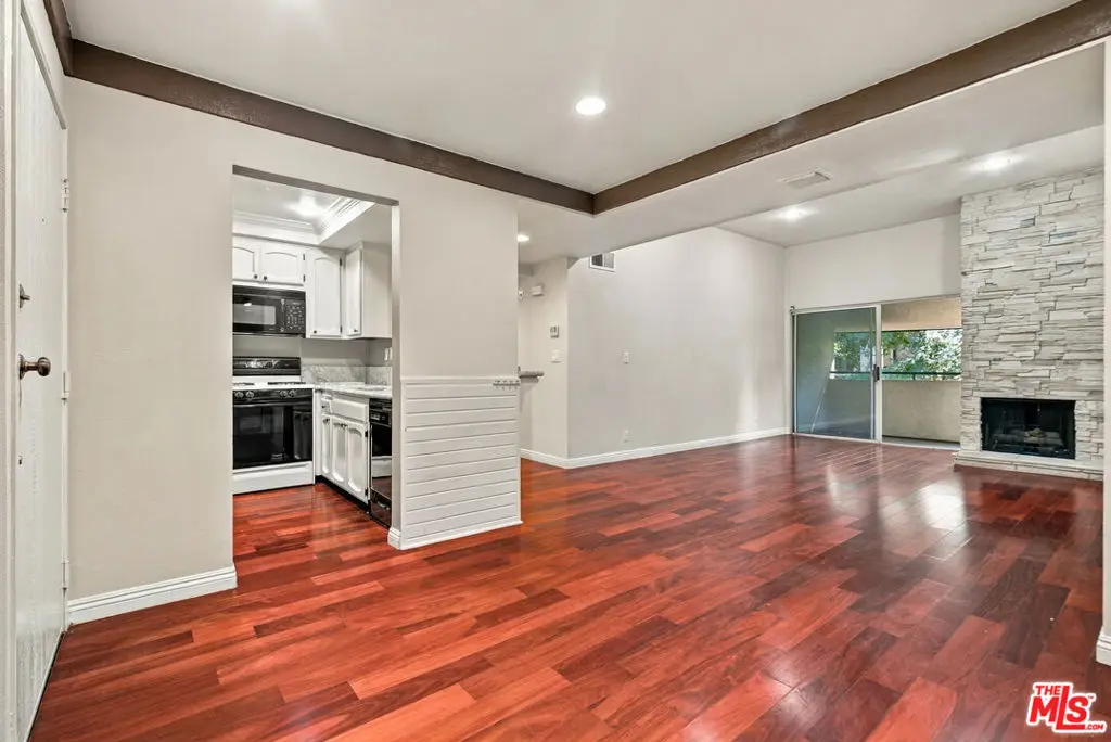 7800 Topanga Canyon Boulevard #322, Canoga Park, CA 91304 - #1