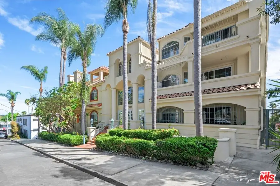 7218 Hillside Avenue #202, Los Angeles, CA 90046 - #2