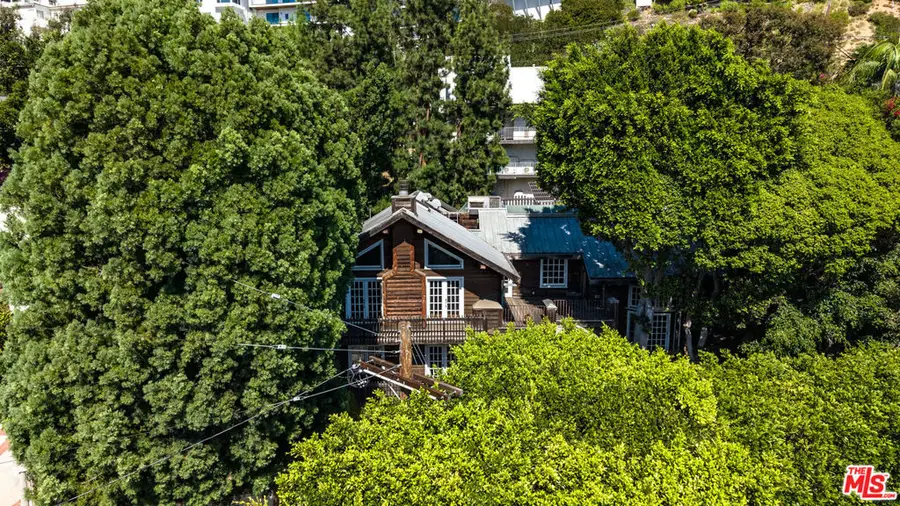 8497 Harold Way, Los Angeles, CA 90069 - #3
