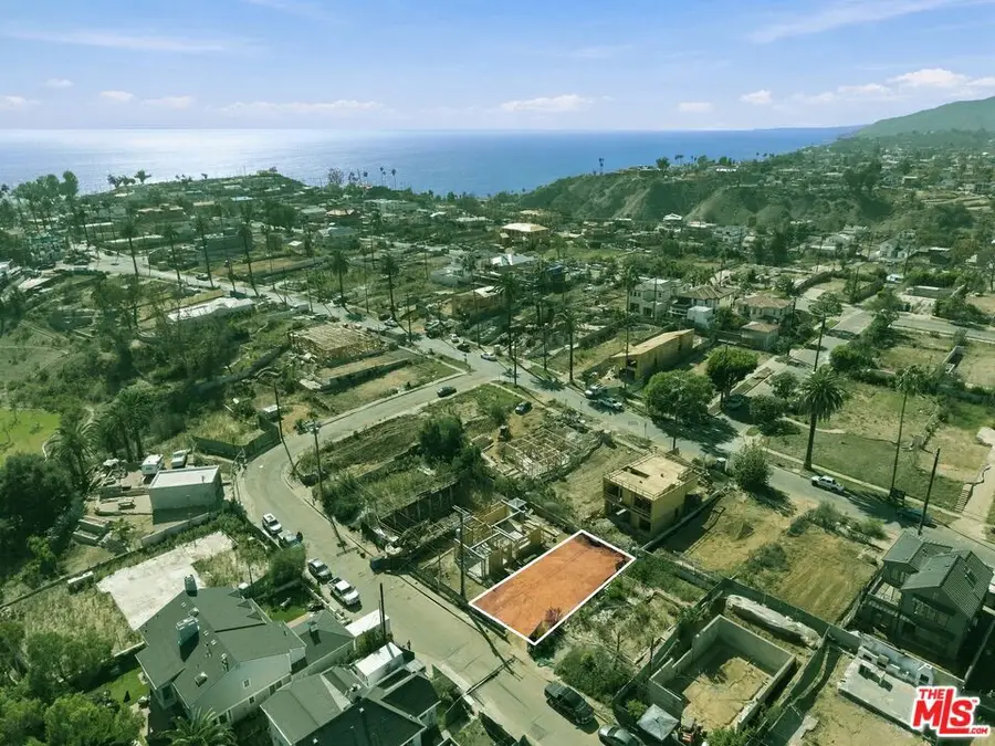 687 Hampden Place, Pacific Palisades, CA 90272 - #2