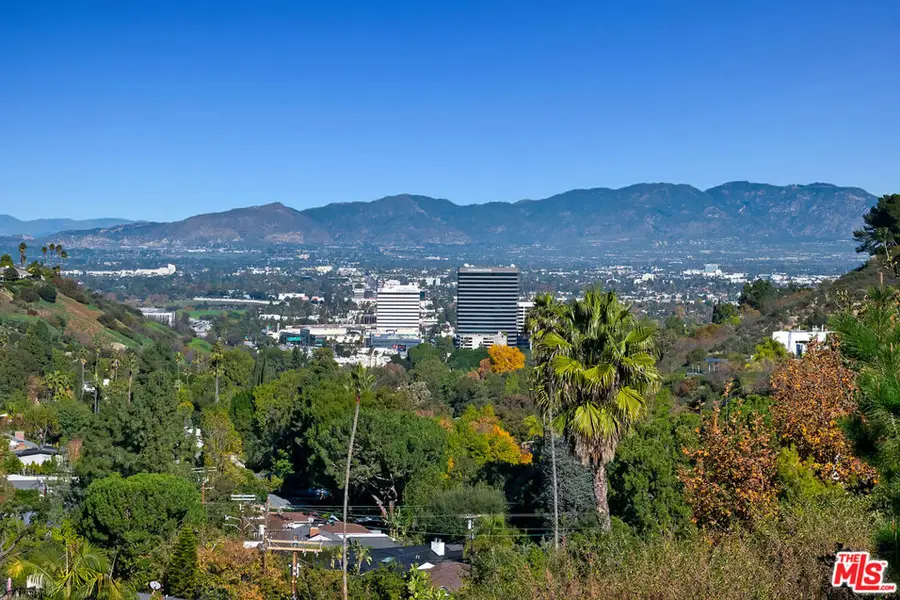15337 Stonewood Terrace, Sherman Oaks, CA 91403 - #2