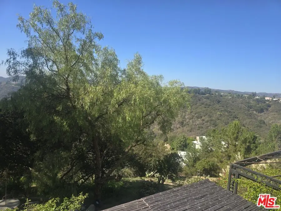 2385 Roscomare Road #B2, Los Angeles, CA 90077 - #2