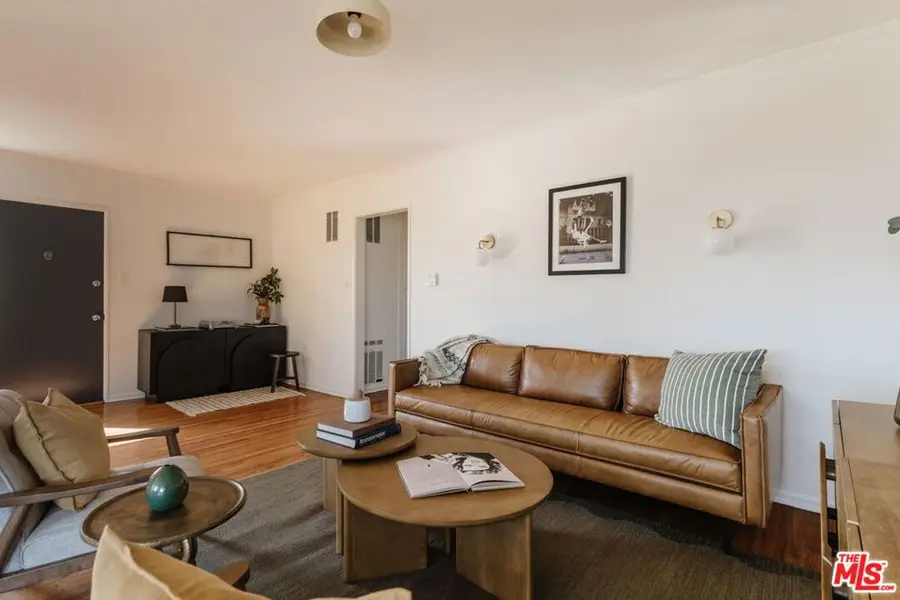 2021 Hillhurst Avenue #8, Los Angeles, CA 90027 - #3