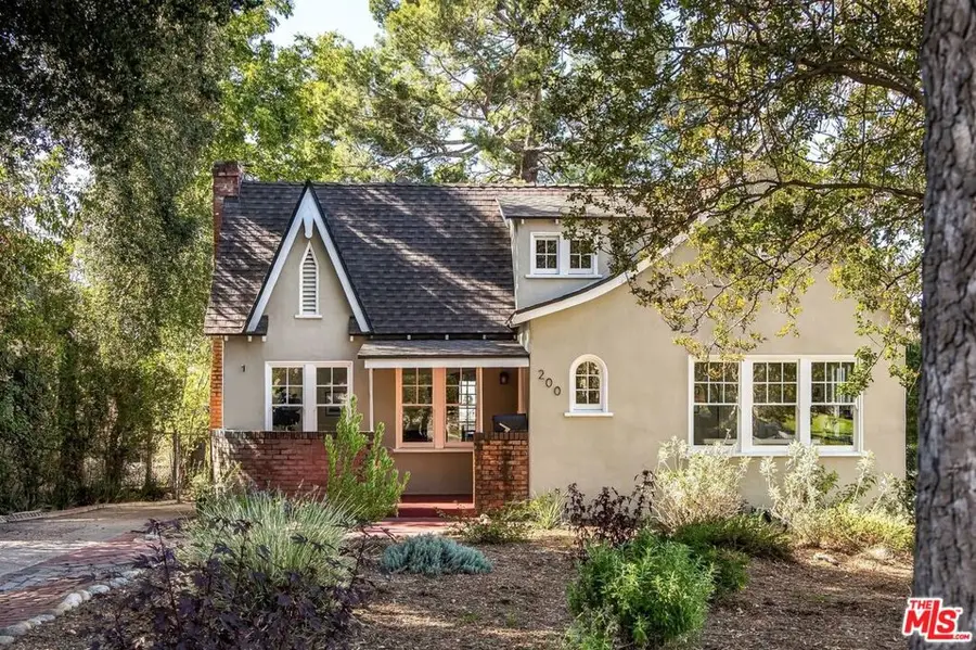 200 W Terrace Street, Altadena, CA 91001 - #2