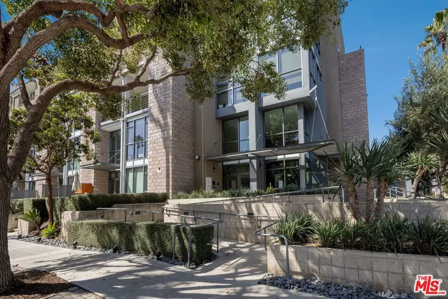 13045 Pacific #117, Los Angeles, CA 90094 - #2