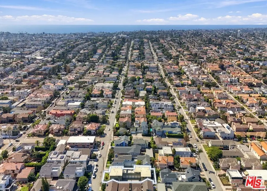 2107 Voorhees Avenue, Redondo Beach, CA 90278 - #2