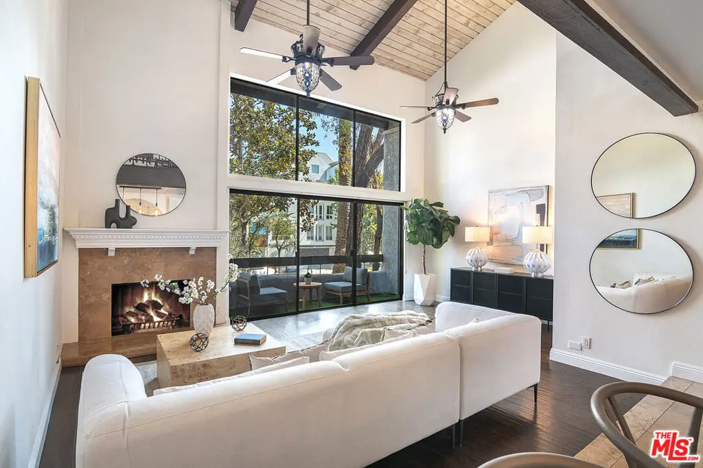 1925 S Beverly Glen Boulevard #39, Los Angeles, CA 90025 - #1
