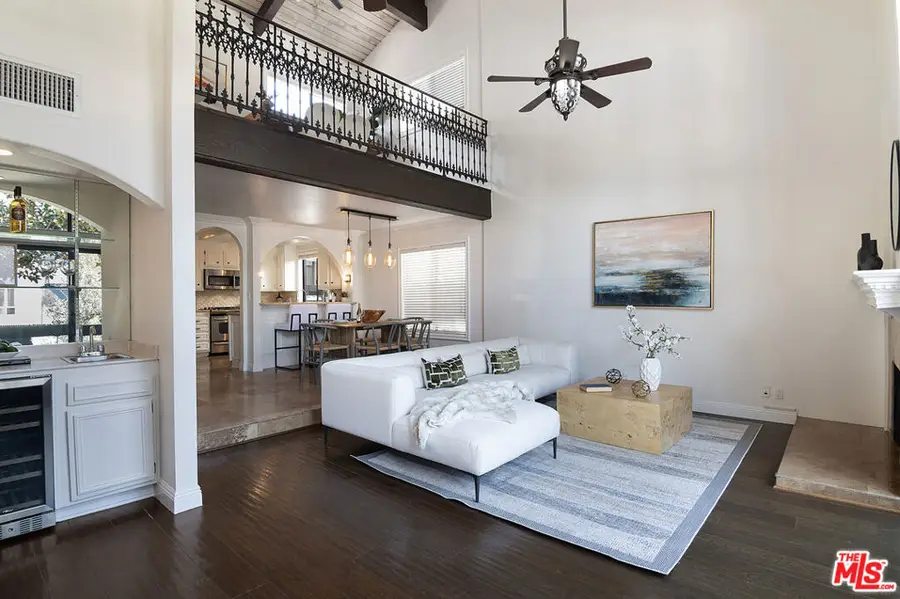 1925 S Beverly Glen Boulevard #39, Los Angeles, CA 90025 - #3