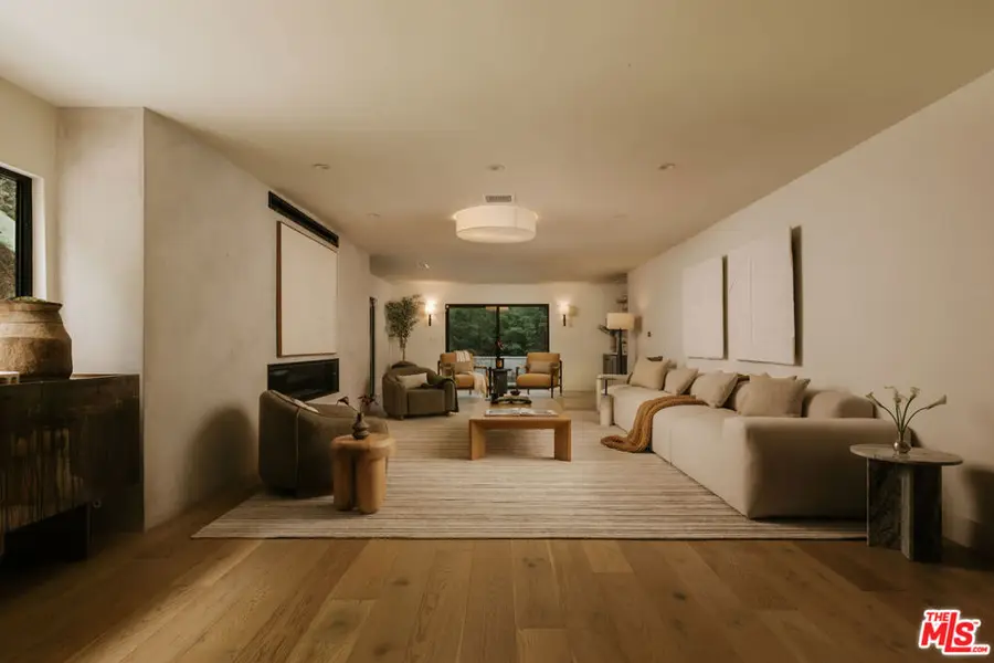 3420 Castlewoods Place, Sherman Oaks, CA 91403 - #3