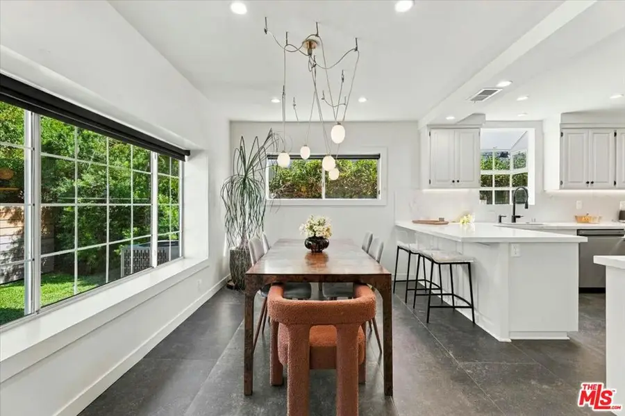 19615 Bryant Street, Northridge, CA 91324 - #3