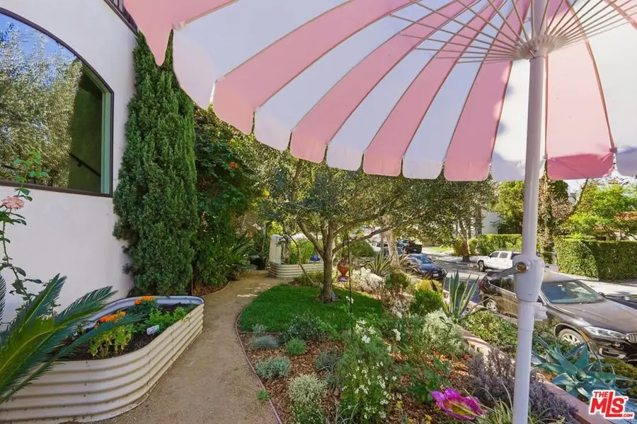 1042 S Stanley Avenue, Los Angeles, CA 90019 - #3