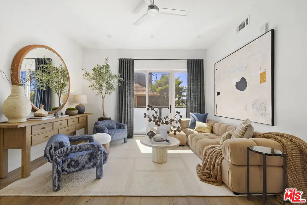 1041 N Spaulding Avenue #208, Los Angeles, CA 90046 - #1