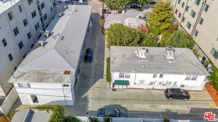 10814 Blix Street, North Hollywood, CA 91602 - #2