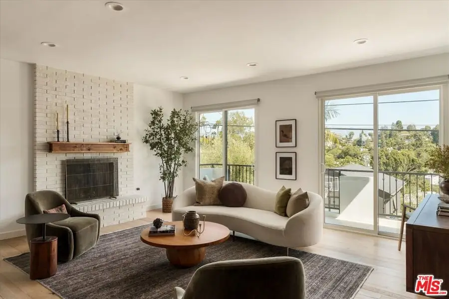 2441 Claremont Avenue, Los Angeles, CA 90027 - #2