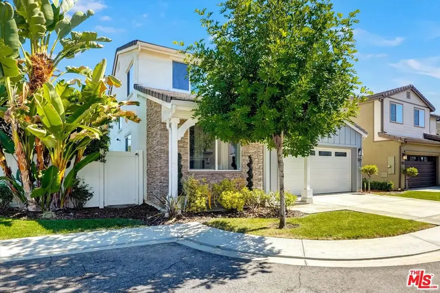 6754 Rhea Court, Reseda, CA 91335 - #2