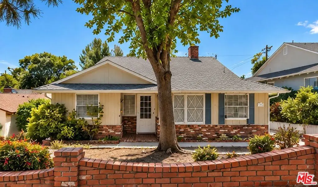 9801 Cabanas Avenue, Tujunga, CA 91042 - #1