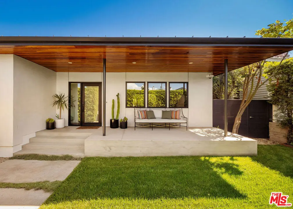 870 Rose Avenue, Venice, CA 90291 - #1