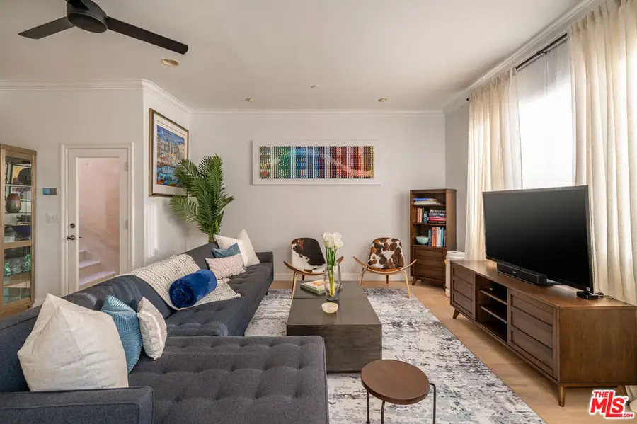 706 11th Street, Hermosa Beach, CA 90254 - #2