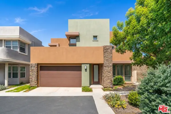 150 Newall, Irvine, CA 92618
