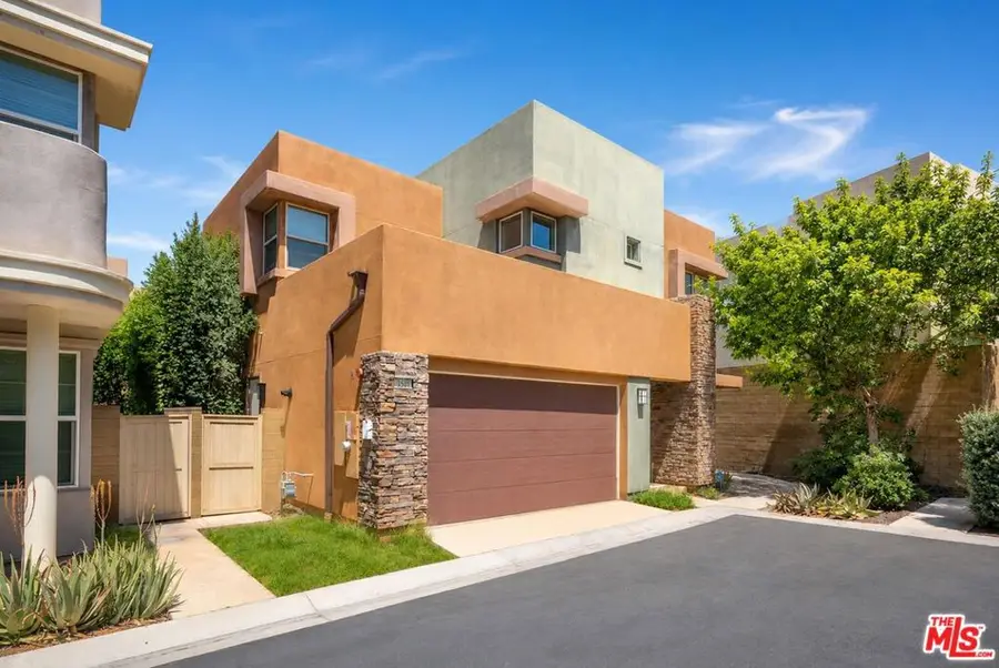 150 Newall, Irvine, CA 92618 - #2